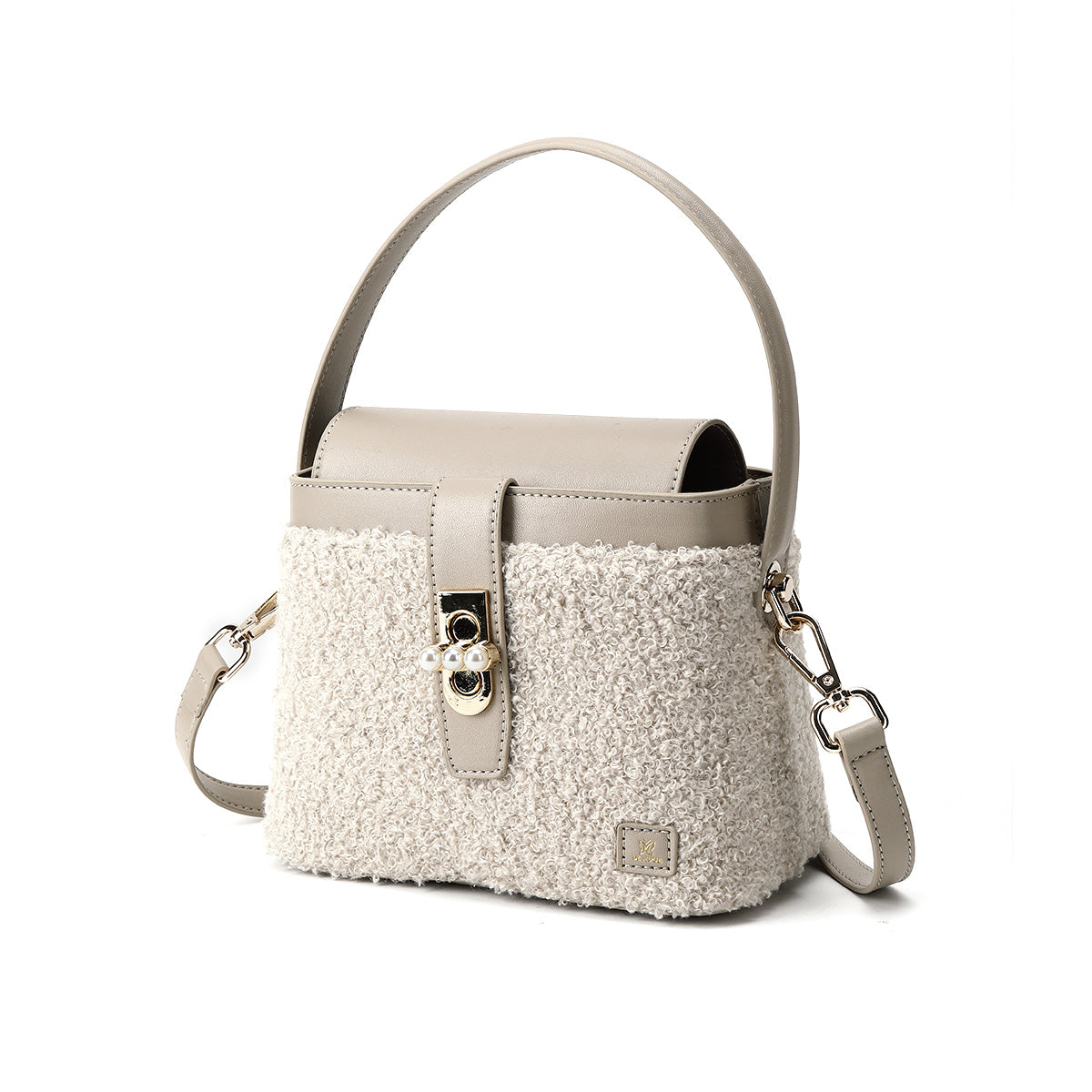 Denour Sherpa Pearl Bucket Bag
