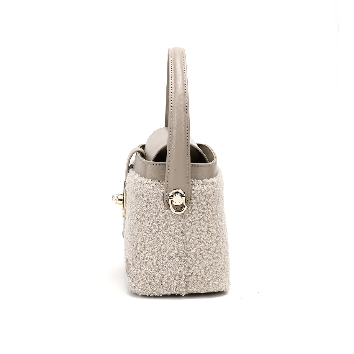 Denour Sherpa Pearl Bucket Bag